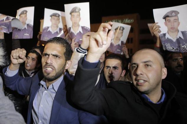 Jordan vows to save the life of ISIL-held pilot